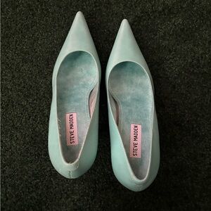Steve Madden Blue Pointed-Toe Pumps